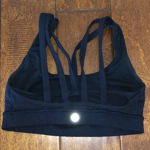 LULULEMON BLACK SPORTS BRA SIZE 2 STRAPPY